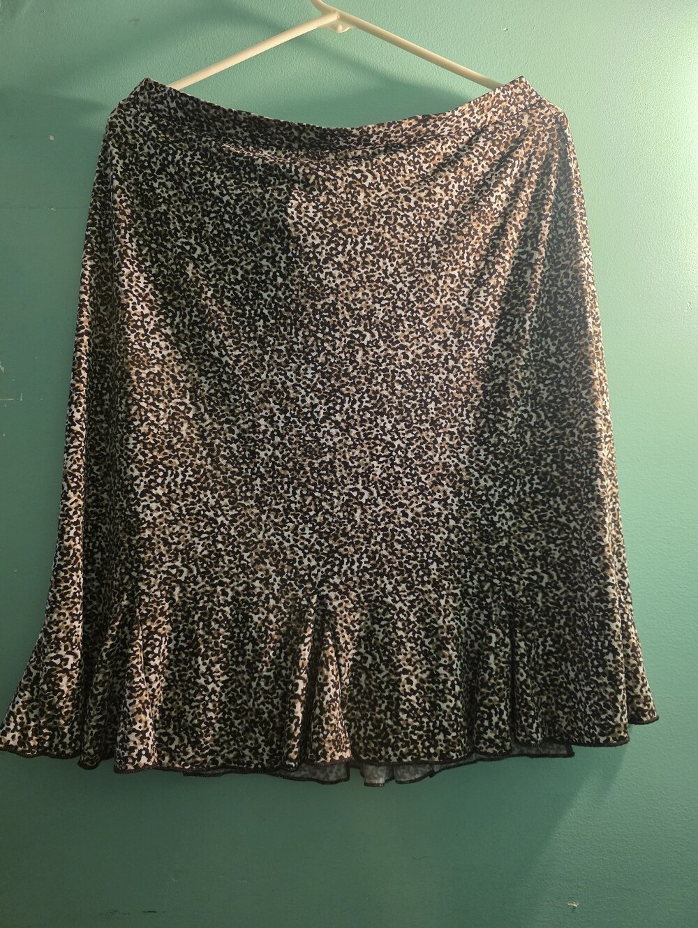 George Black & Cream A-Line Floral Ruffle Hem Skirt